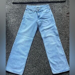 Levi’s women’s Superlow size 27